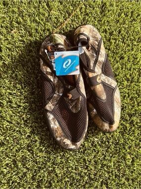 Realtree Camo Boys Water Shoe Black Mesh Brown Accents Travel Beach Vacation